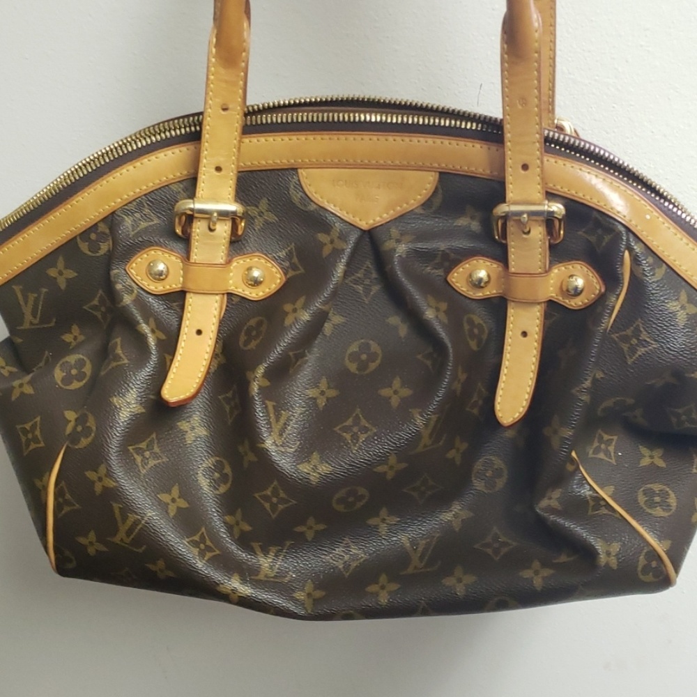 Louis Vuitton Tivoli Gm monogram purse